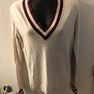 Lightweight sweater